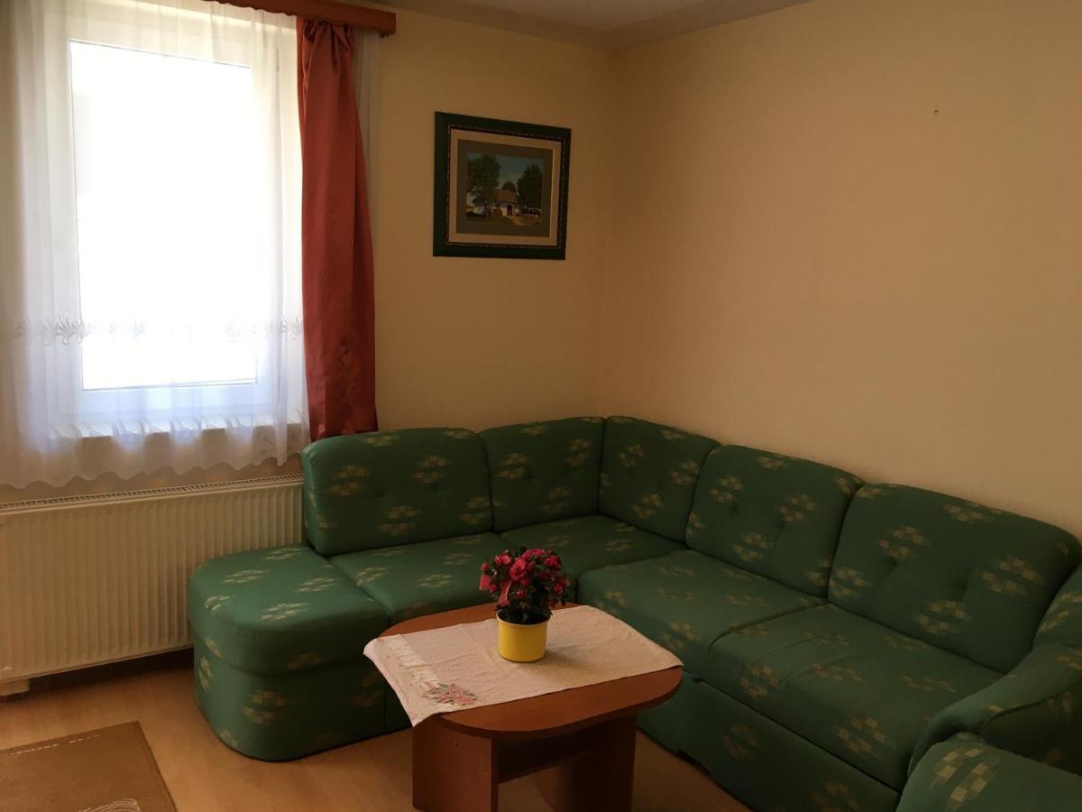 Apartmanhaz Cedrus 8 Zalakaros Luaran gambar